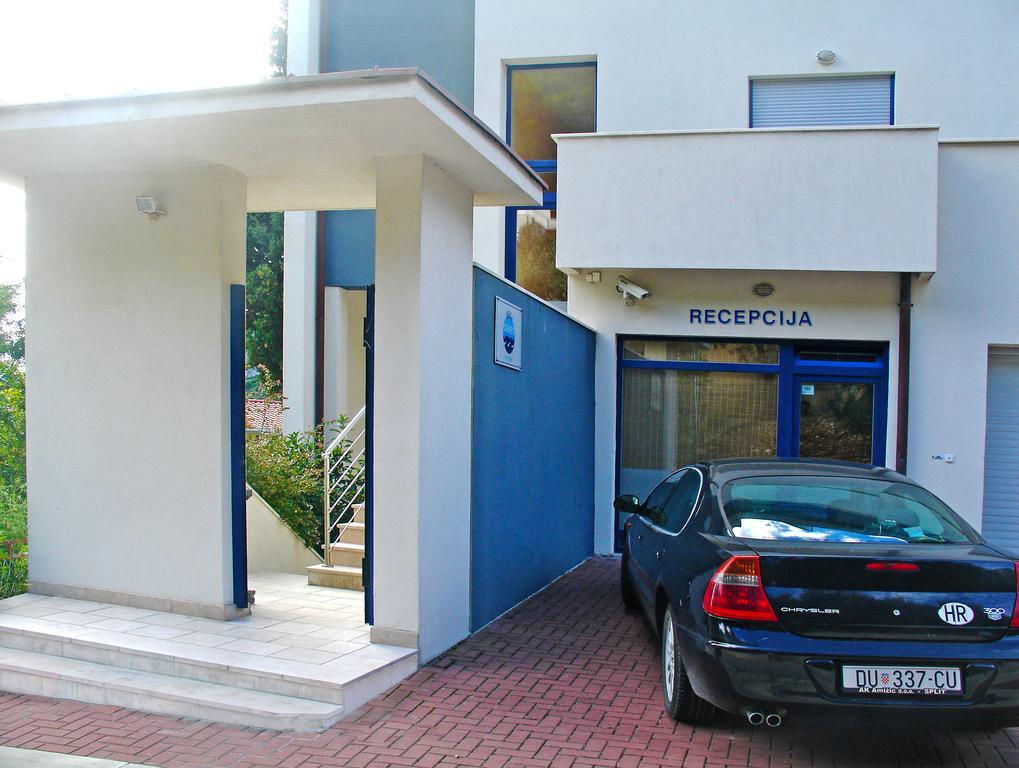 Ceres Apartment *