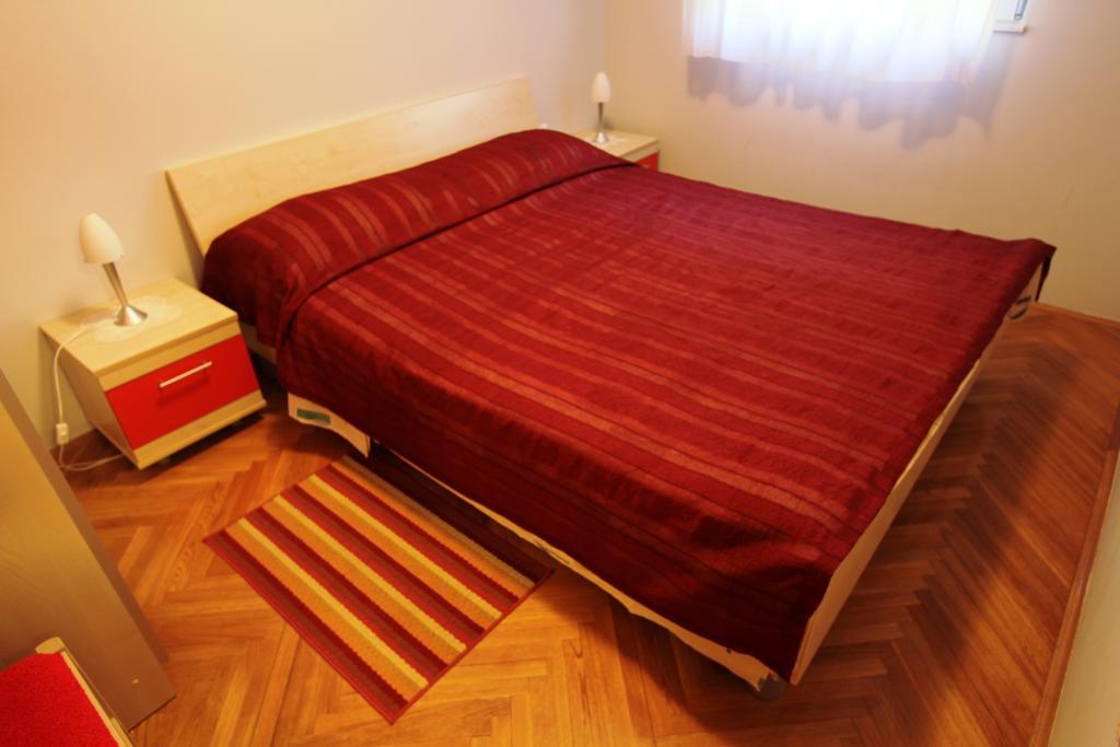 Ceres Apartment